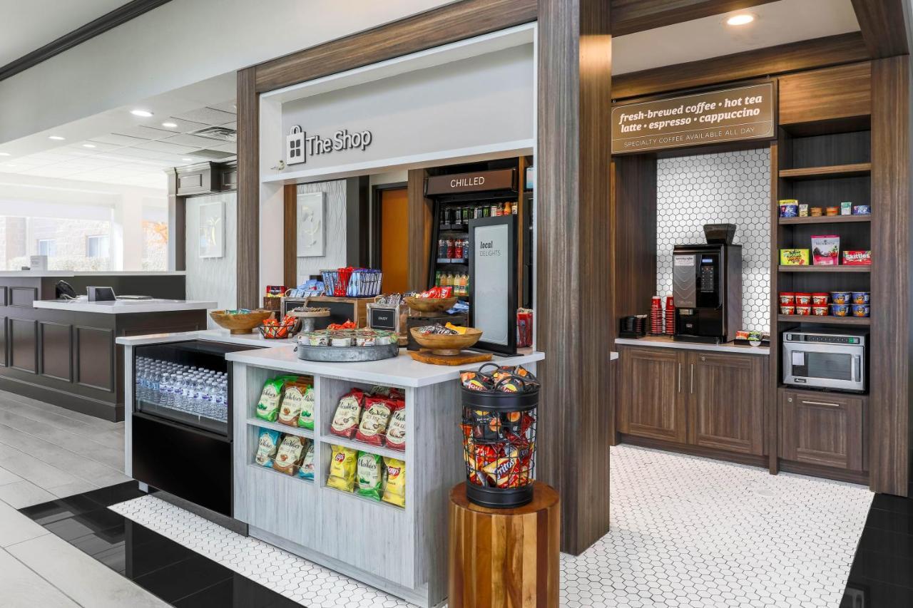Hilton Garden Inn Tulsa South Exterior foto