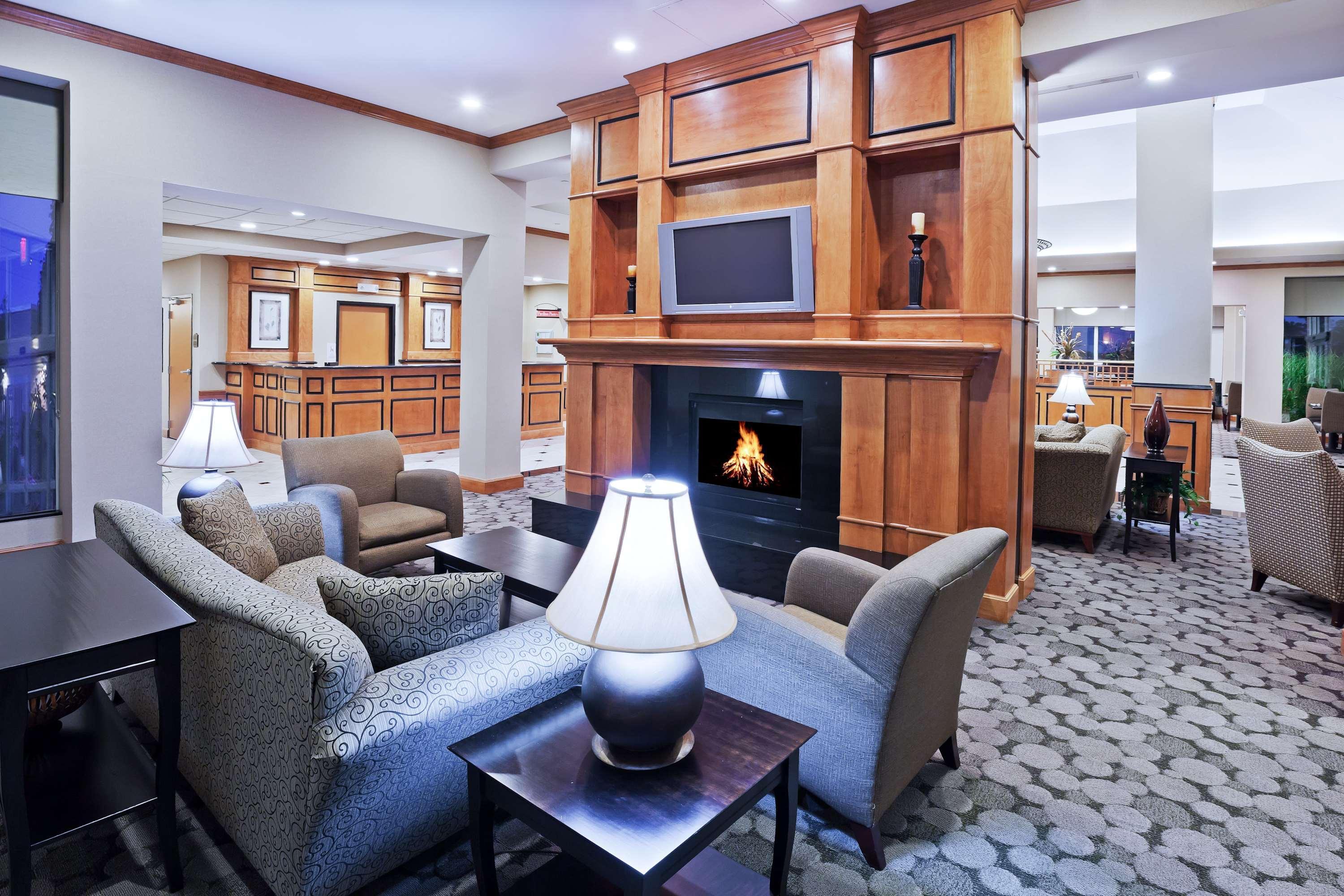 Hilton Garden Inn Tulsa South Exterior foto